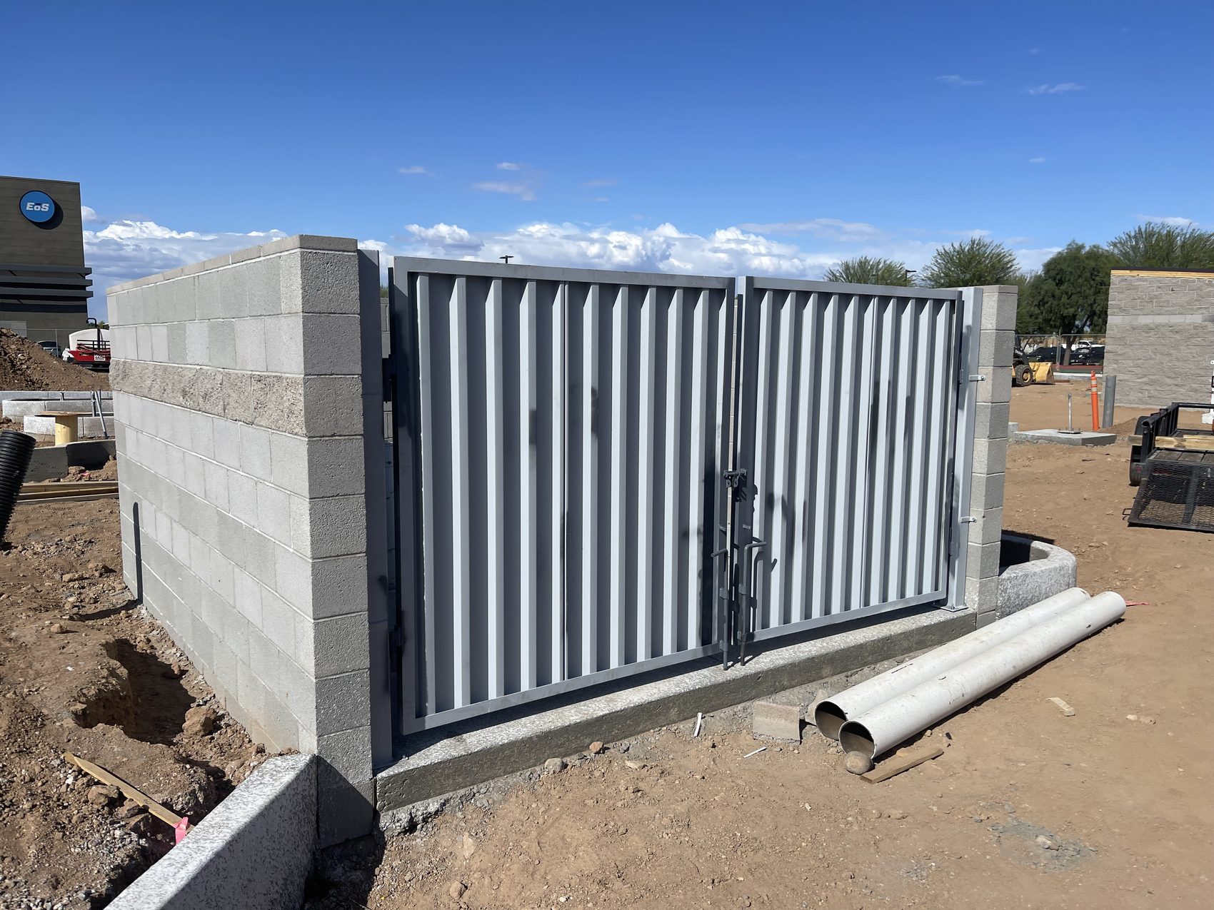 Commercial Double Trash Gate
