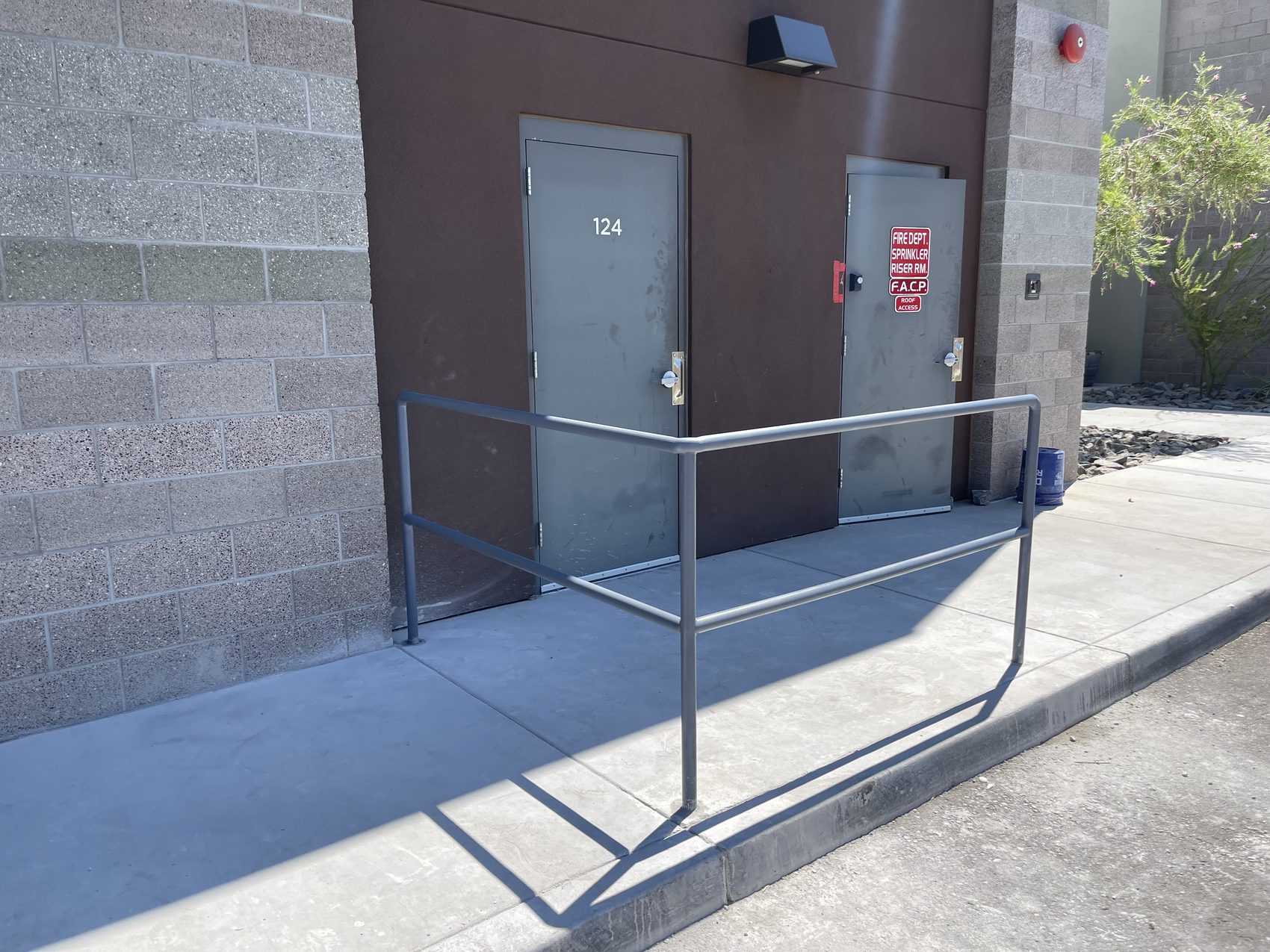 Pipe Guard Railing Commercial