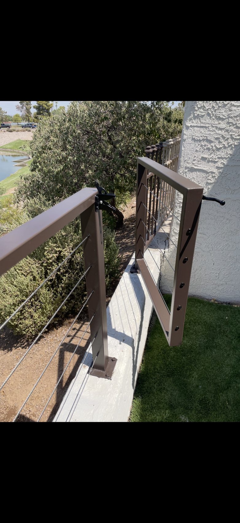 Wall Topper Cable Gate