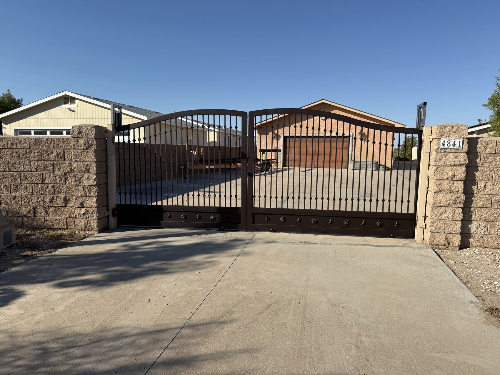 Collar/ CastIron Art Wrought Iron Arch top Double Sliding Gate