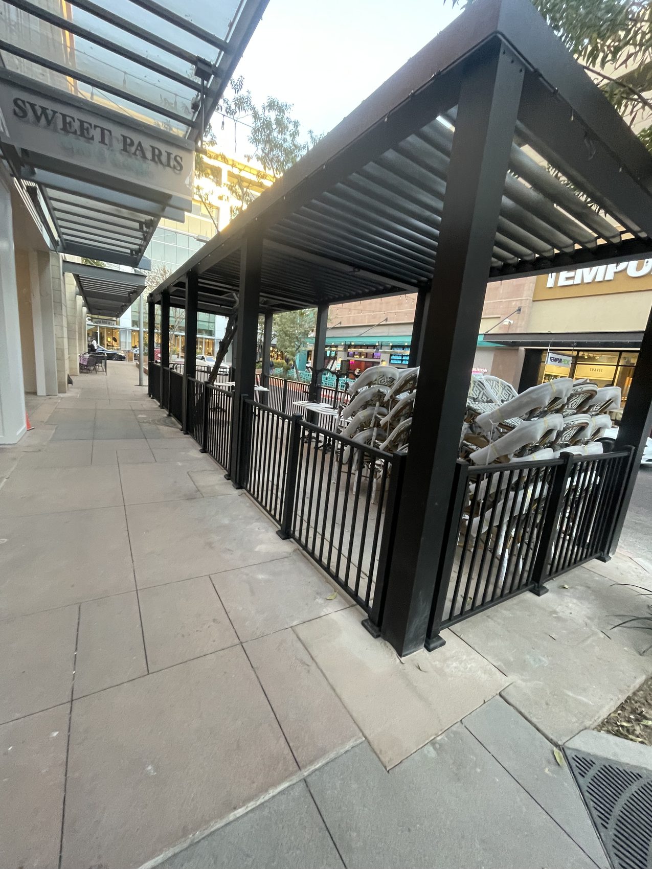 Restaurant Patio Railing